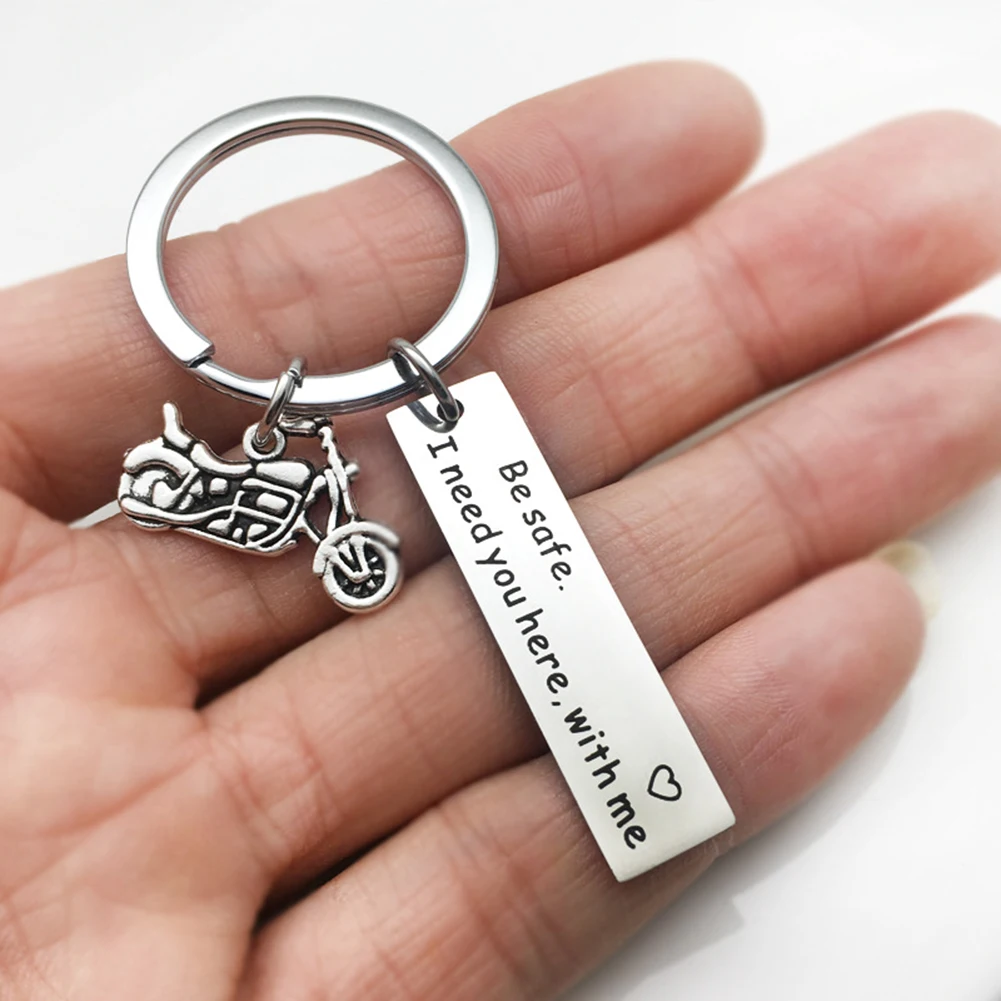Personalize Fashion Keyring Hand Engraved Drive Safe I Need You Here With Me Heart Keychain Couples Boyfriend Jewelry Gift