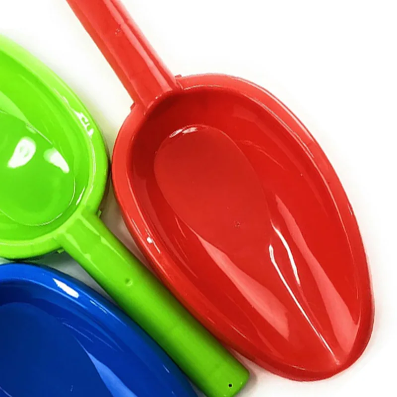 

3Pcs Children's Long Handle Matte Low Plastic Shovel, Suitable for Sand and Beach Red, Blue and Green