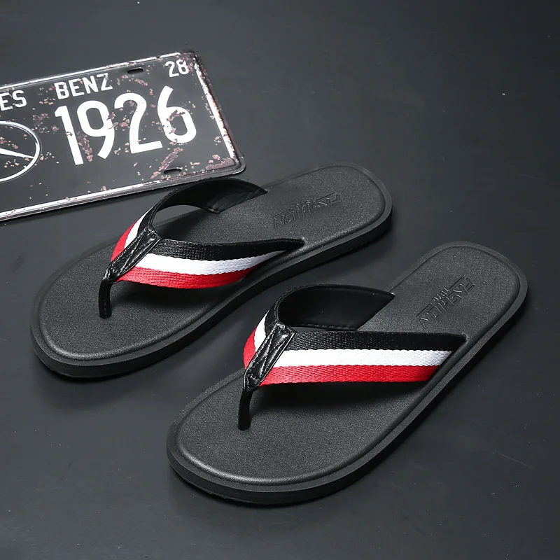 

New Luxury Brand Designer Summer Men Slippers Beach Flat Sandals Outdoor Rubber Water Flip Flops Women Bathroom Home Slides Shoe