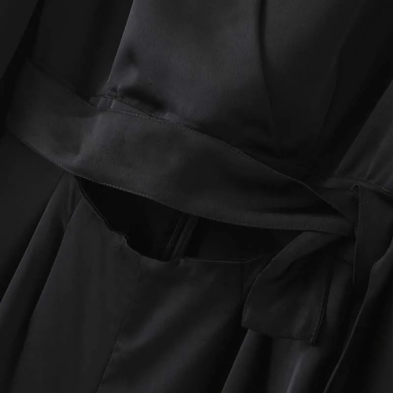 

2020 Spring Office ladies Casual Jumpsuit Three quarter sleeve Slim Playsuit V-neck Hollow out Trousers Elegant Chic YNZZU YJ072