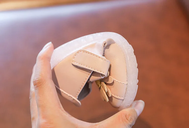 

Fashion Girls Baby Leather Flowers Princess Casual Shoes Autumn Kids Toddler Soft Bottom Childrens Flat Shoes 1 2 3 4 5 6 Years