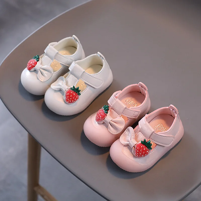 

Baby Soft-soled Toddler Shoes Infant Single Shoes 2021 Girls Princess Shoes Kids Cute Strawberry Bow-knot Fashion Flats 16-20
