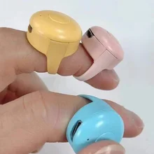 Fingertip Video Remote Control Screen Clicker Mobile Phone Bluetooth APP Video Page Turning Like Controller Suitable for Tik Tok