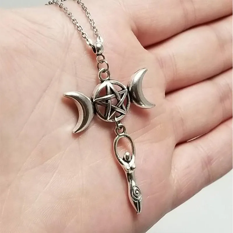 

Fashion Triple Moon Goddess of The Moon Pentagram Necklace Witch Pagan Mysterious Gothic Women's Gift