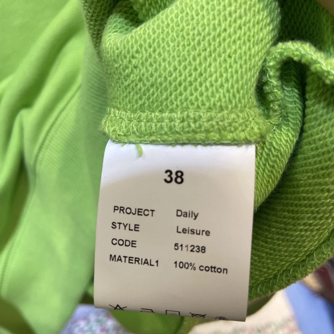 

New 2021 Spring Fashion Classic Luxury Design Versatile Letter Printed Leisure Loose Comfortable tie Hoodie Sports T-shirt L1