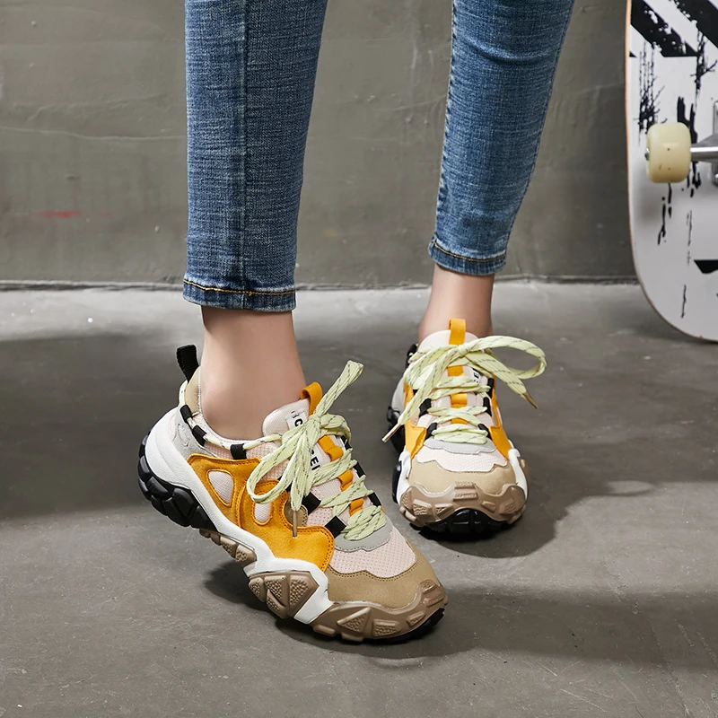 Новые модные женские массивные кроссовки для женщин обувь на шнуровке платформе