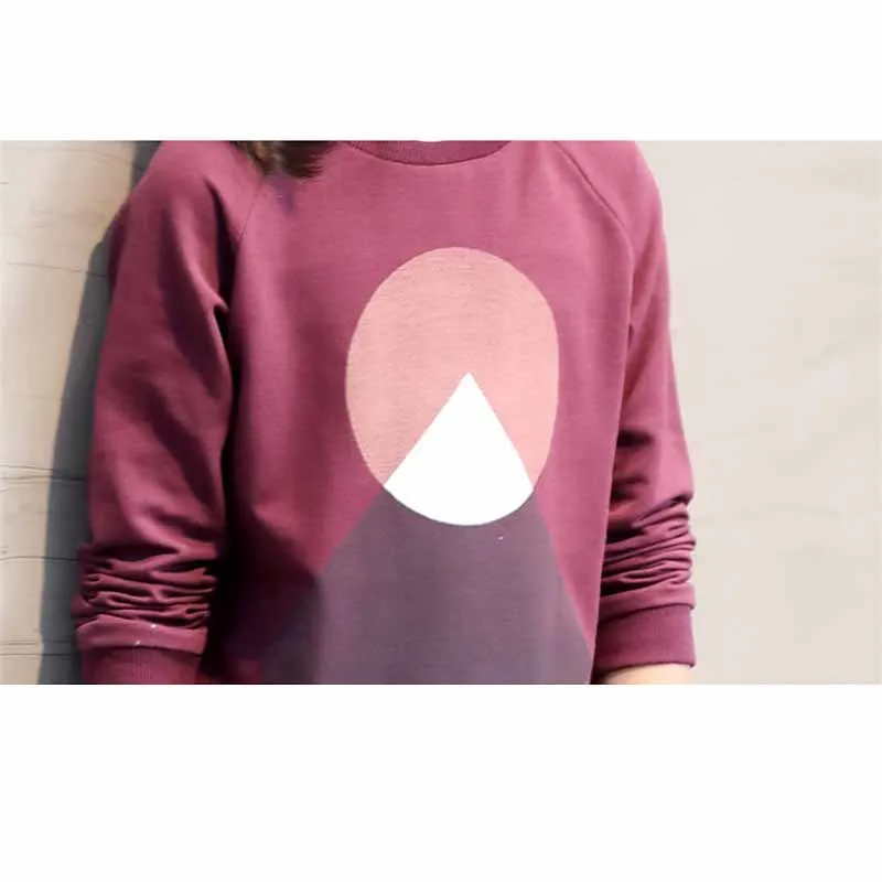 Новая детская одежда для отдыха трикотажный свитер футболка с геометрическим