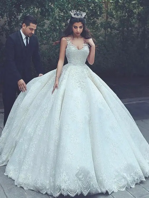 

luxury Muslim Bride Lace pearl Ball Gown Wedding Dresses 2022 Spaghetti Straps V Neck Lace Up Back Bridal Wedding Gown Plus Size