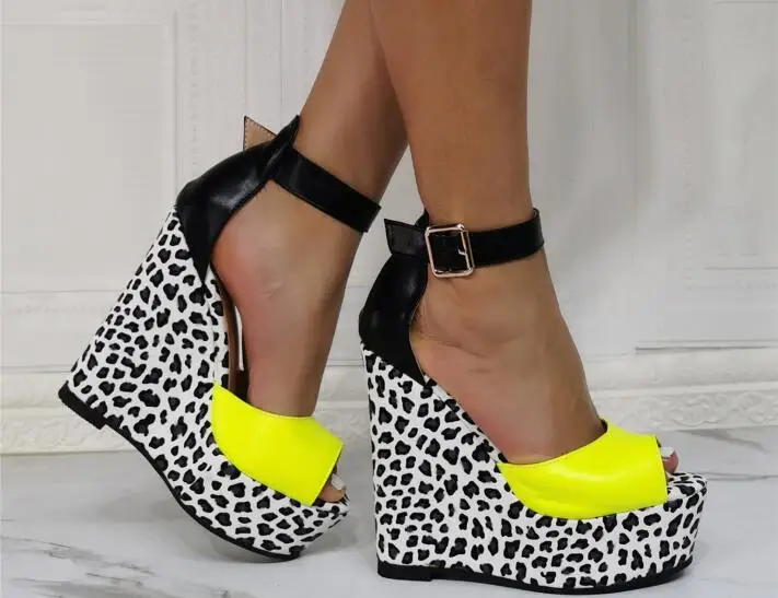 

Fluorescent Yellow Black Patchwork Leopard Peep Toe Platform Wedge Sandals Woman Buckle Strap Thick Sole Night Club Party Shoes