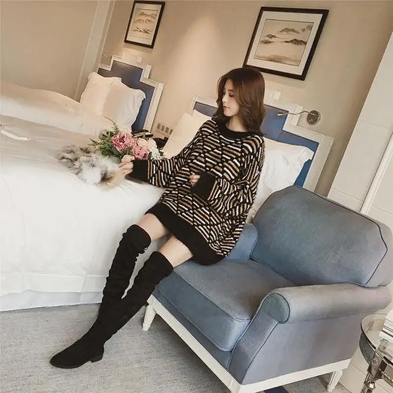 

Warm Cashmere Sweater Round Neck Long Sweater Women Autumn and Winter Striped Long Sleeved Pullover Knitted Sweater