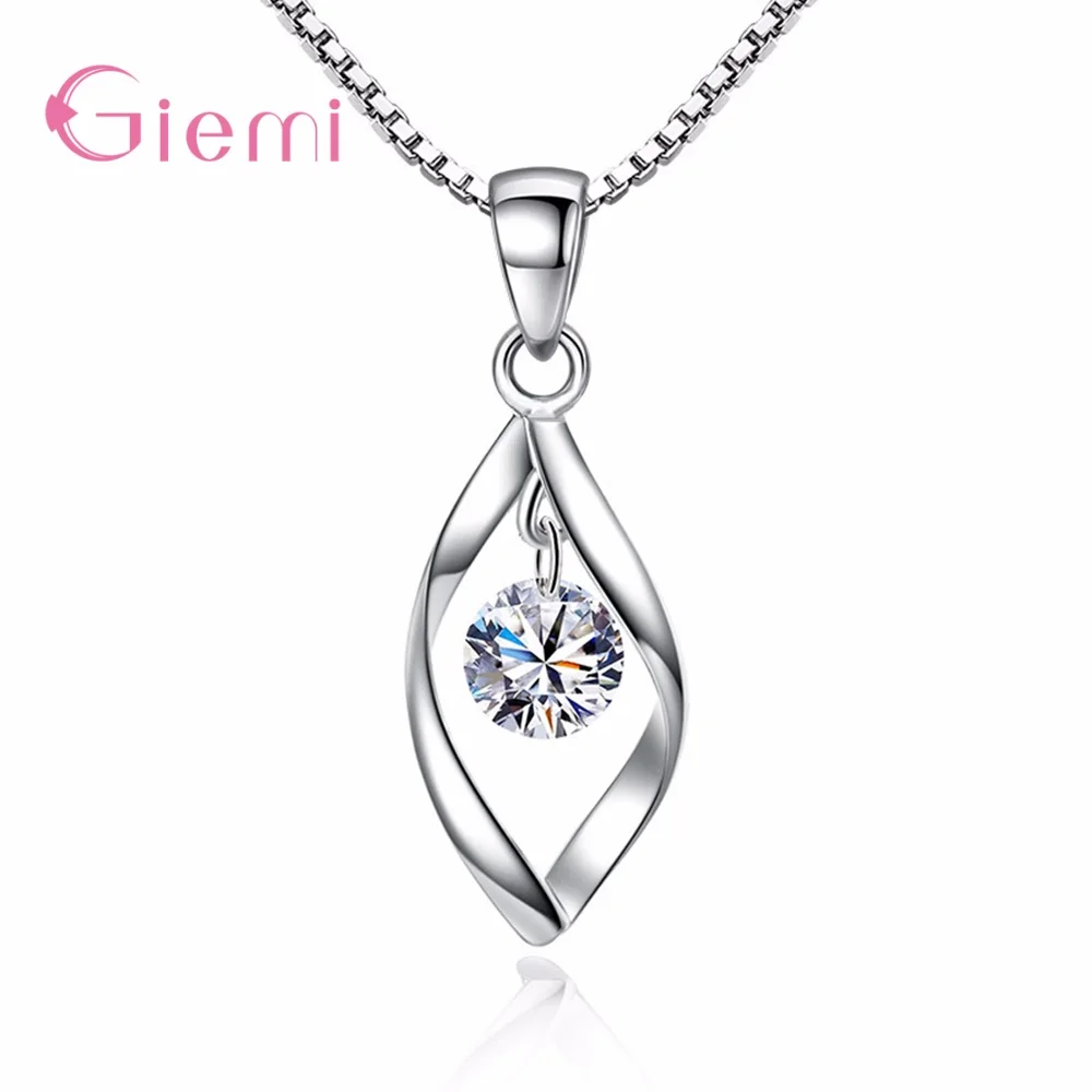 

Женский ювелирный комплект из колье и серёг, из серебра 925 пробы