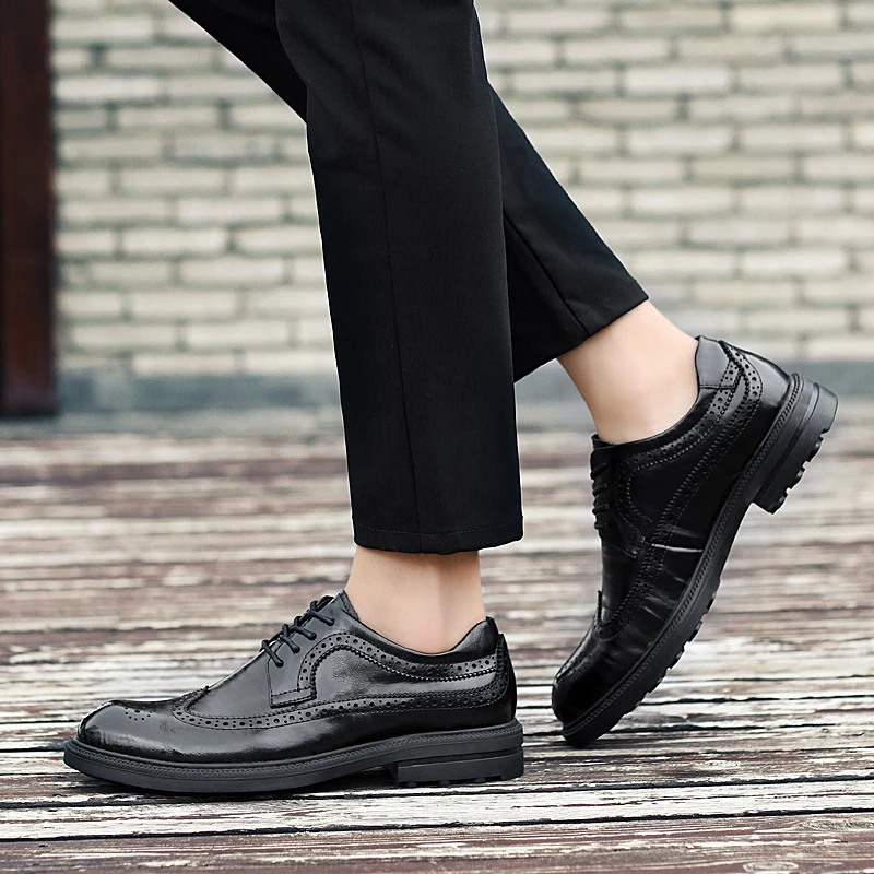 Броги мужские из натуральной кожи деловые повседневные туфли дышащие модные
