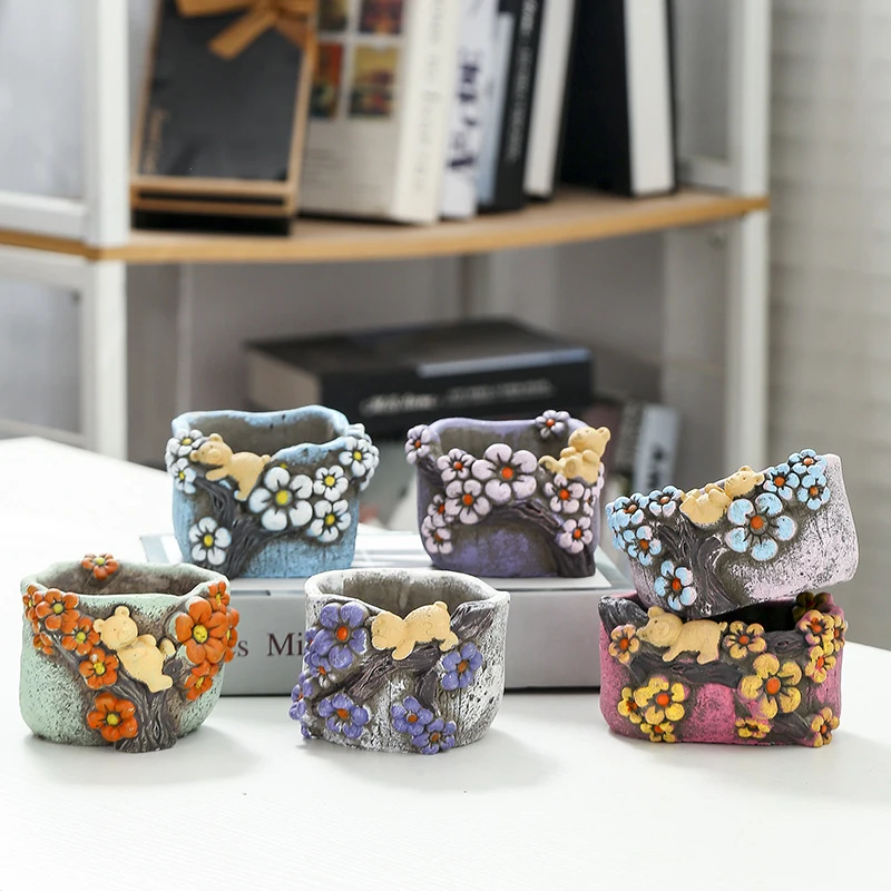 

Korean Hand Painted Cartoon Bear Cement Succulent Flowerpot Cute Creative Green Plant Potted Home Balcony Creative Gardening