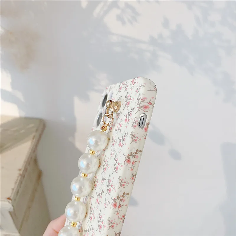 

Pearl rhinestone wrist bracelet floral case For iphone 12 Pro Max 11 11Pro Max X XR Xs max 7 8Plus SE2020 Scrub Protective case