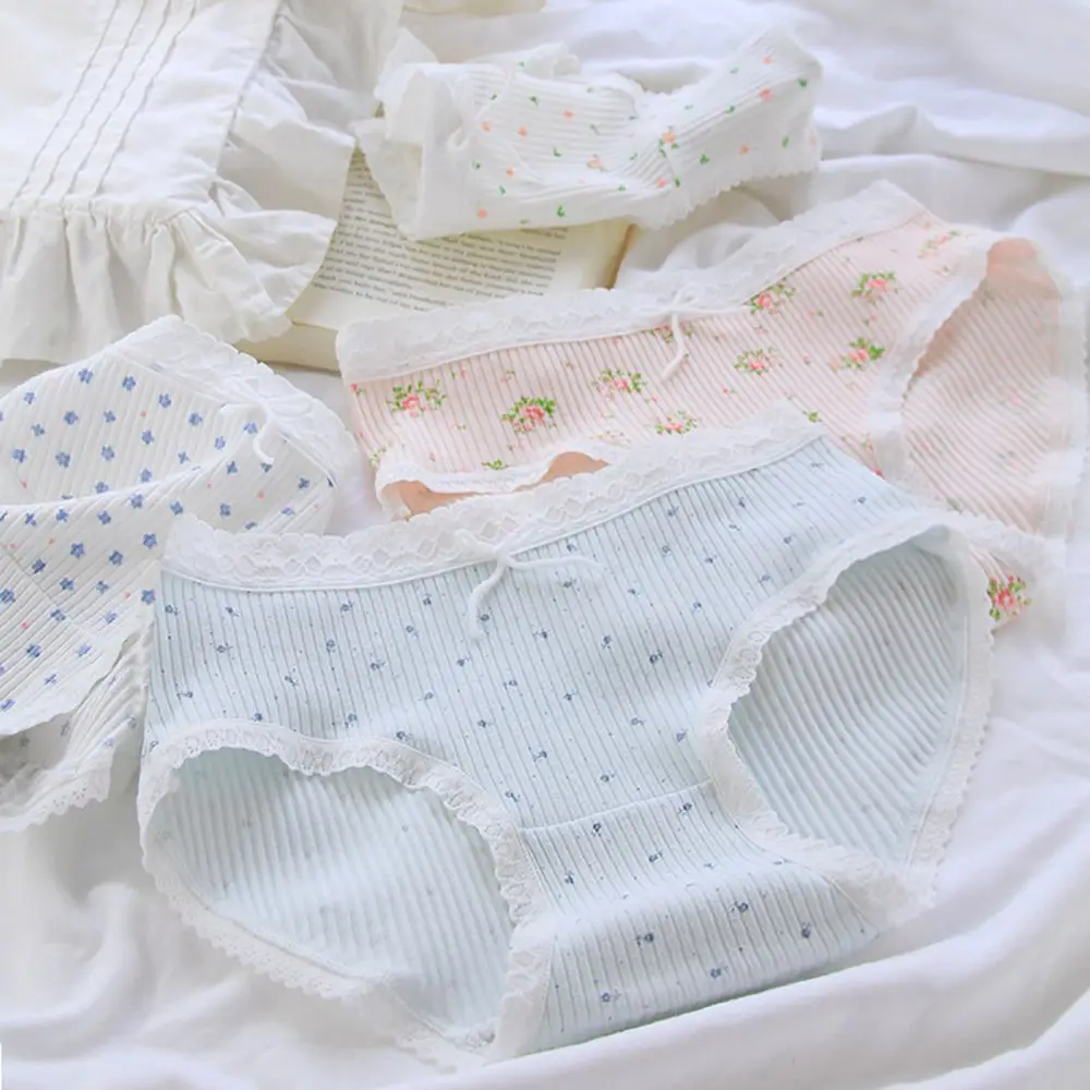 

Small Fresh Floral Lace Women Panties Sweet Cute Floral Thread Bow Panties Breathable Middle-waist Cotton Crotch Panties