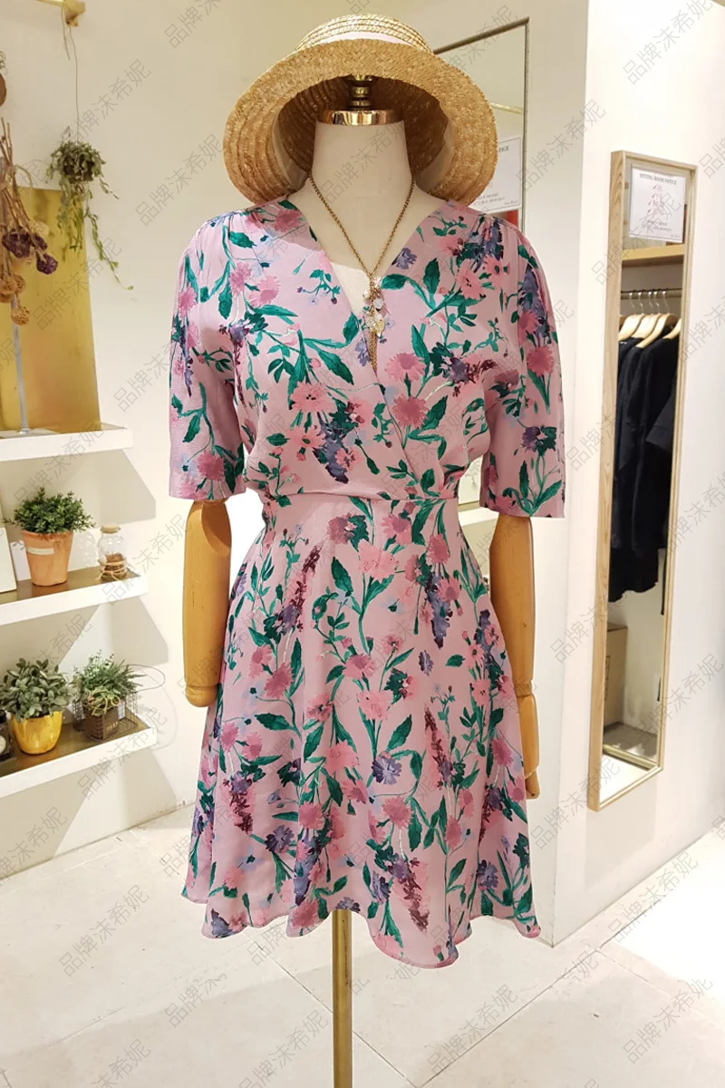 

2021 Summer Korean Style Elegant Short Sleeve Printed Dress for Women V Neck Slim Waist Floral Fashion Ladies Dress