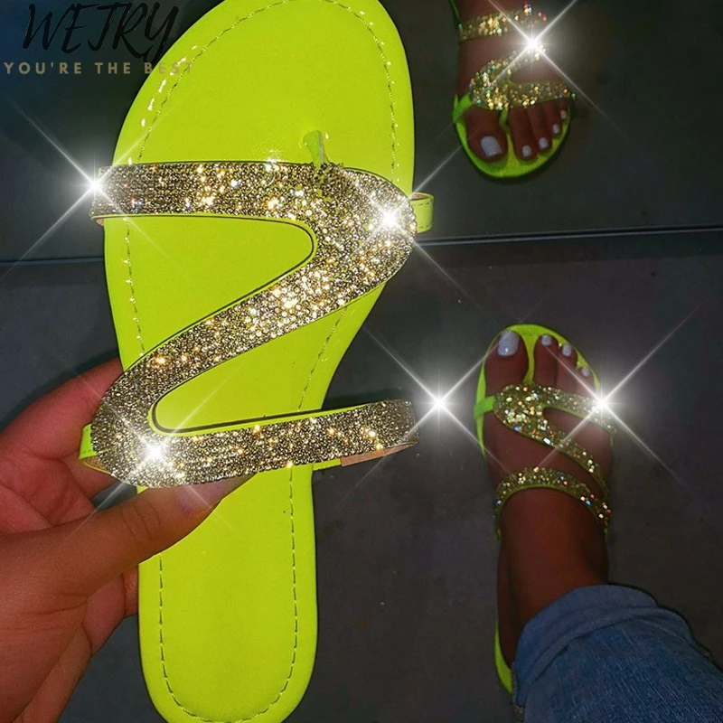 

2020 new women fashion wild beach flip flop bright diamond flat bottom outdoor wild student sandals Bling slippers