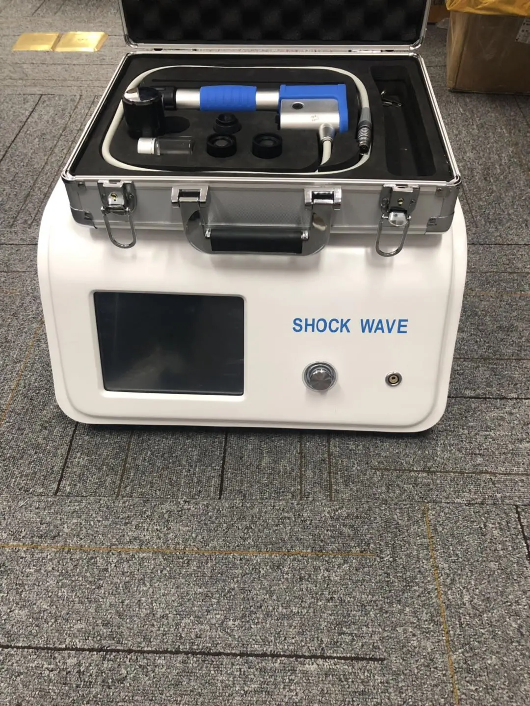 

Устройство для физической ударно-волновой терапии, для снятия боли