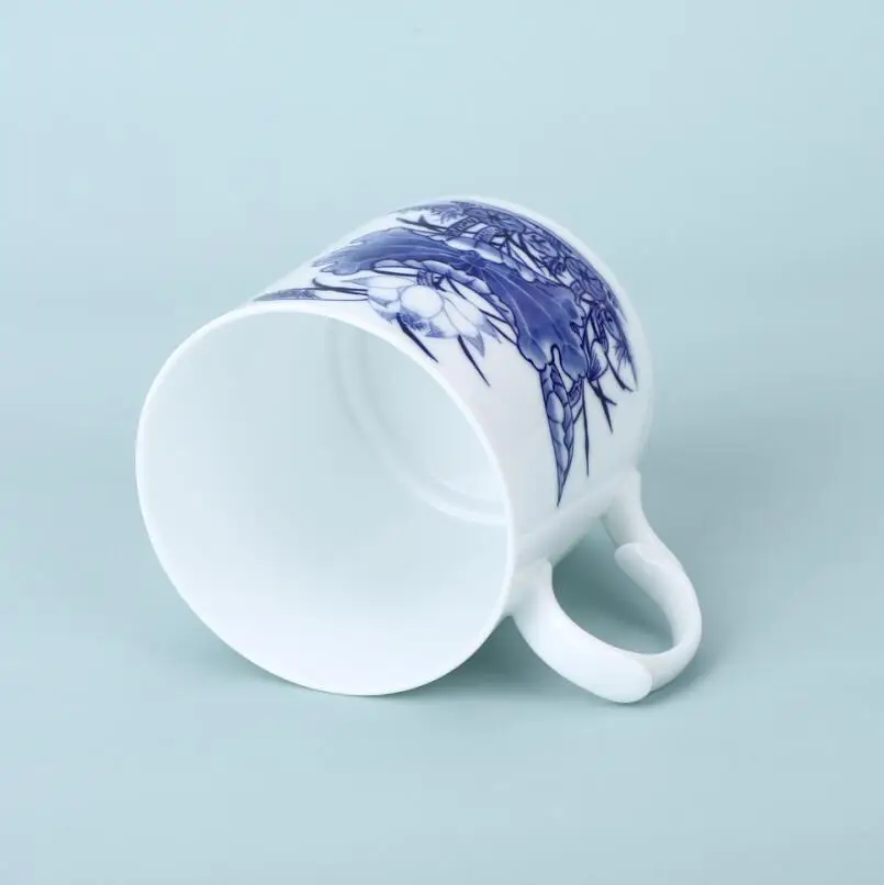 Hand Painted Blue And White Porcelain Cup With Lid Ceramic Office Thin Edge Translucent Mug Classical Oriental 330ML | Дом и сад