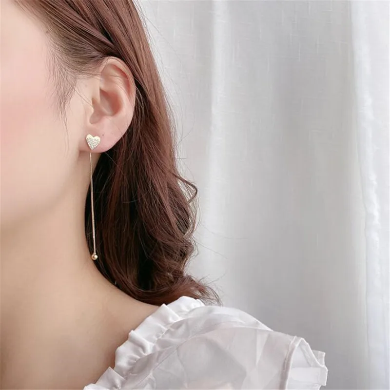 

Kpop Sweet Heart Crystal Dangel Earrings for Women Simple Chains Tassel Drop Earrings 2021 Fashion Stud Ear Jewelry Gifts Charm