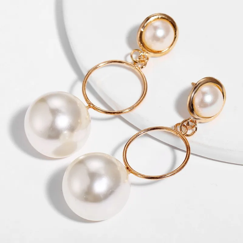 

Creative Retro Simple Circle Artificial Pearl Pendant Earrings