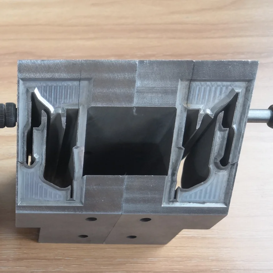 Russia refrigerator / fridge rubber gasket weld mould joint mold connect die | Clamps