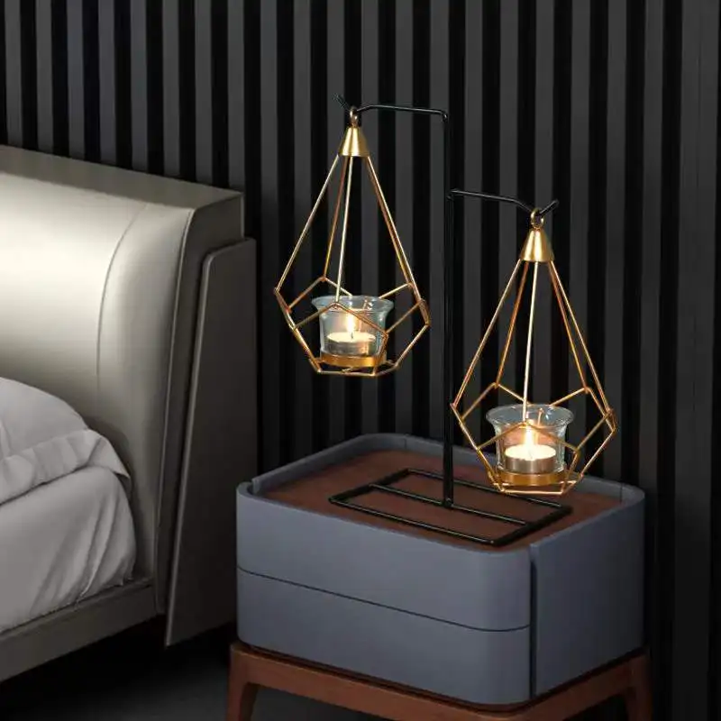 

Художественный подсвечник, металлический декоративный подсвечник, создает романтическую художественную атмосферу, красивый и практичный