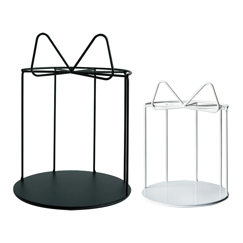 

Kitchen,Dining & Bar