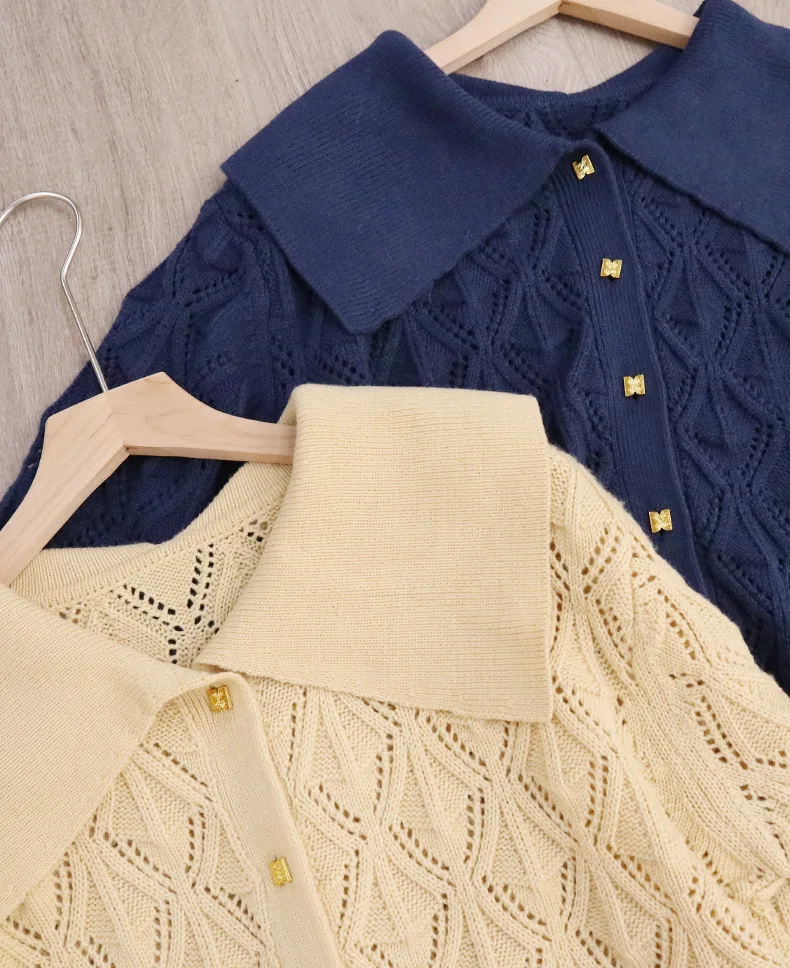 

Sweater 2021 Women Autumn New Two-color Lapel Long-sleeved Simple and Gentle Hollow Knitted Cardigan Women