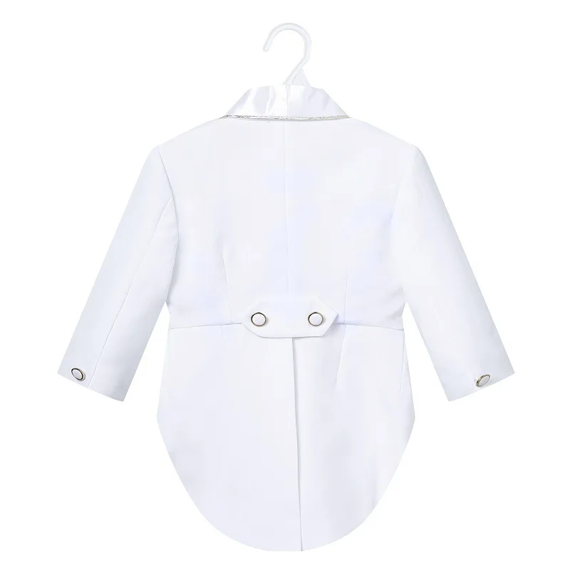 Костюм для крестин с черным галстуком-бабочкой маленьких мальчиков черно-белый