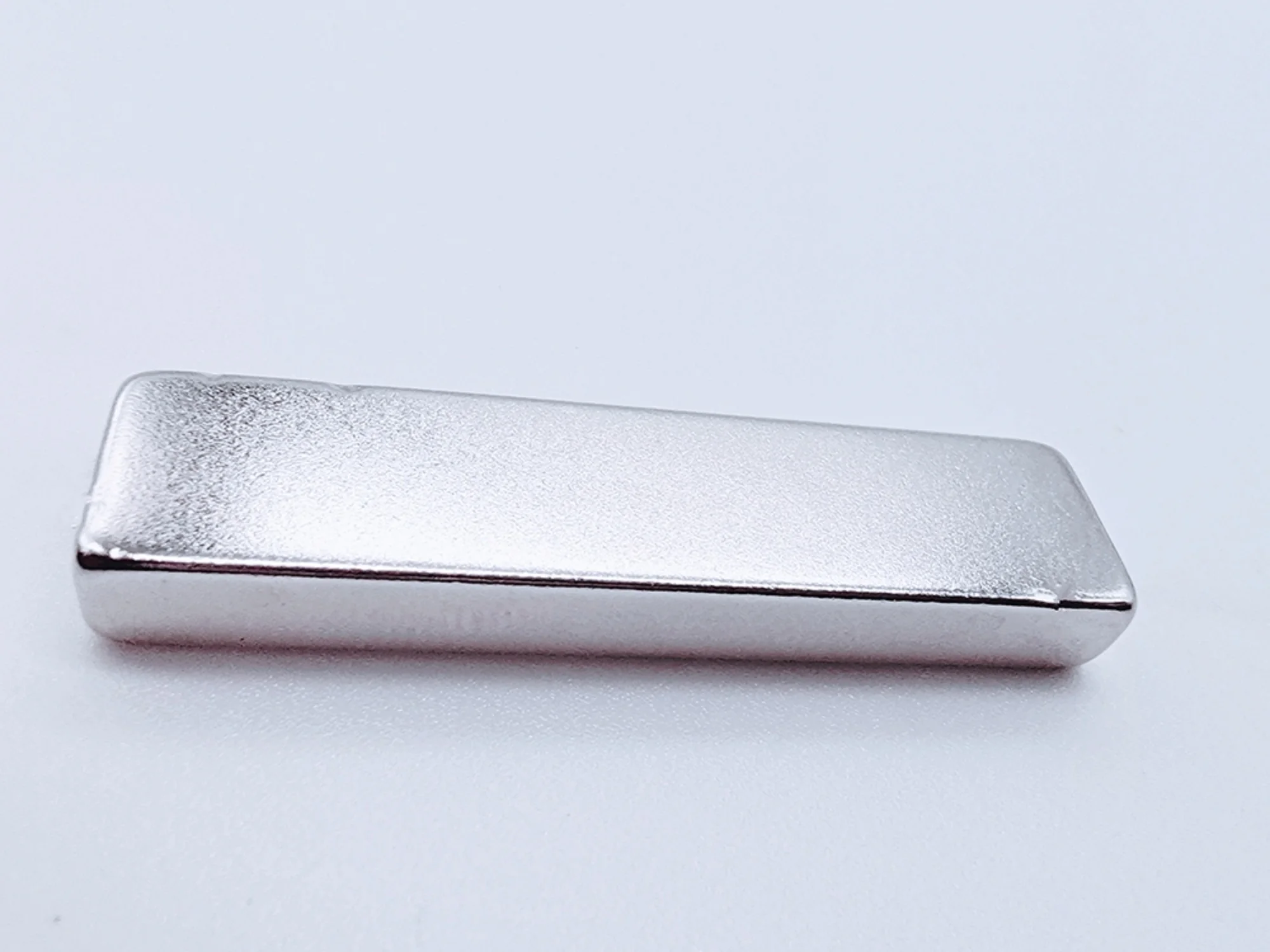 2- 10 шт. магнит NdFeB 40x10x5 мм