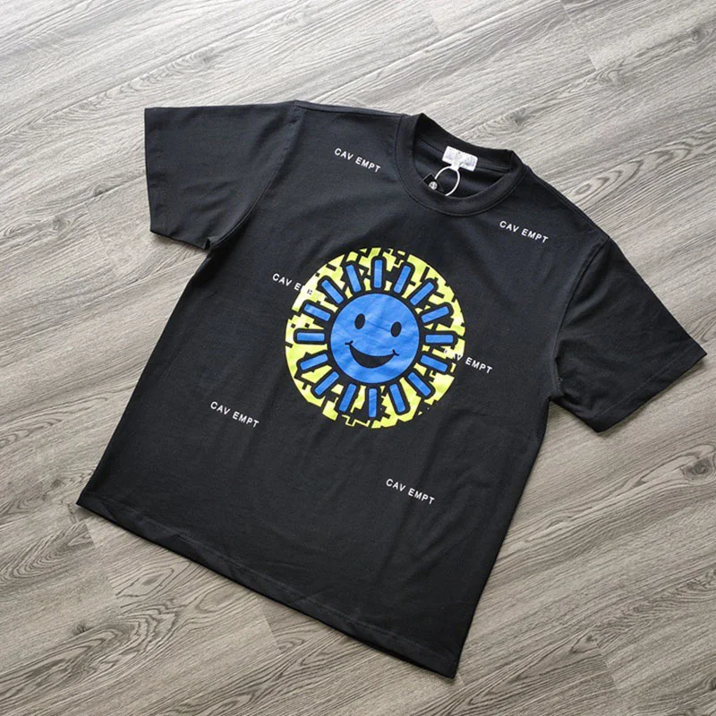 

Уличная мода высокого бренда с вышивкой CE топ с аниме Y2k юютсу Kaisen Мужская футболка женская одежда уличная одежда