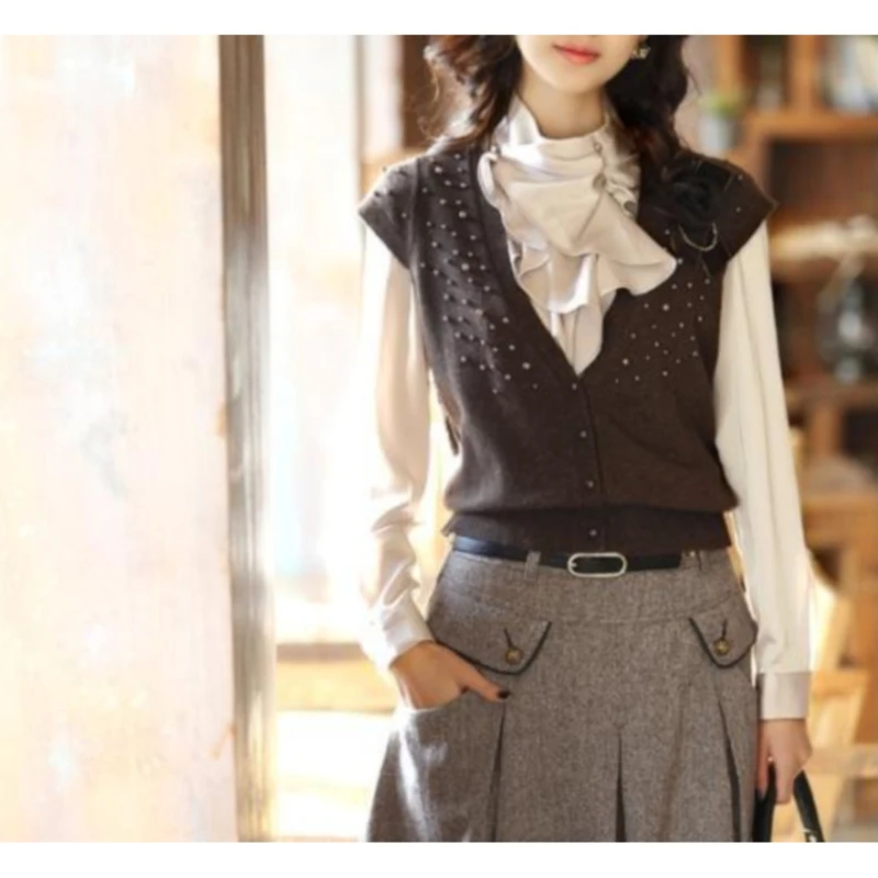 Женские модные блузки Женская Офисная белая рубашка с высоким воротом и оборками