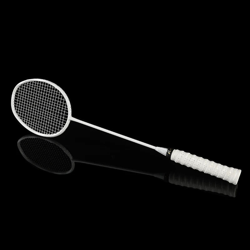 Ультралегкая ракетка для бадминтона 8U 64g профессиональная из углеродного