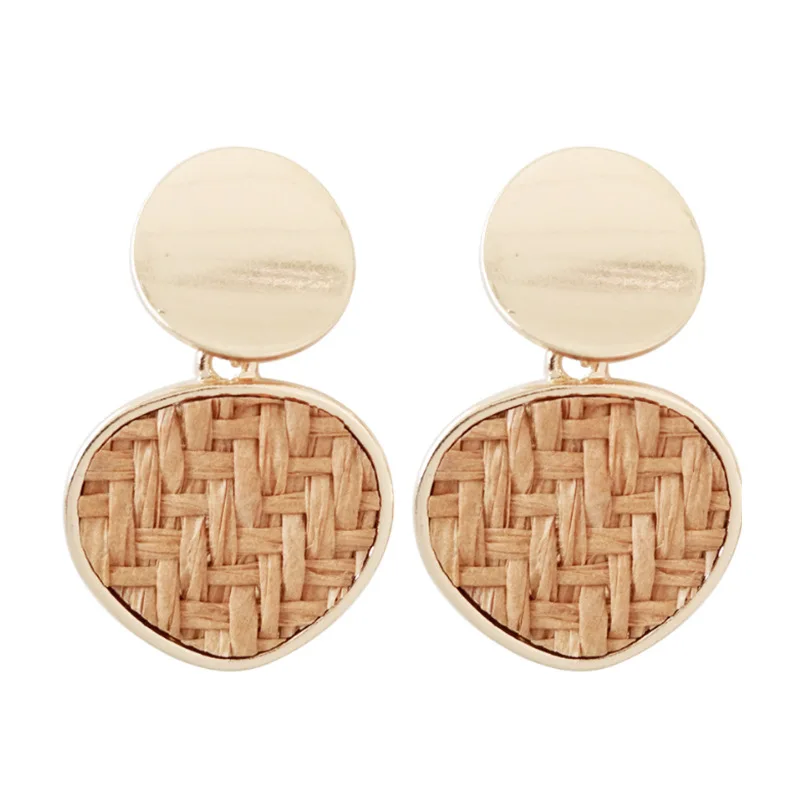 

Gold Earrings Wholesale Kshmir 2020 Female Simple Personality Heart-shaped Earrings, Femininity Fashion Earrings, Geometric Punk