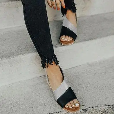 

New Women Flat Sandals Female Fashion Gladiator Shoes Summer Comfortable Sandals Ladies Slip-on Party Office Shoes
