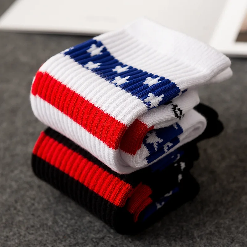 

Male Socks Striped Socks Couple Street Hip-hop Tide Socks Star Pattern Stripes