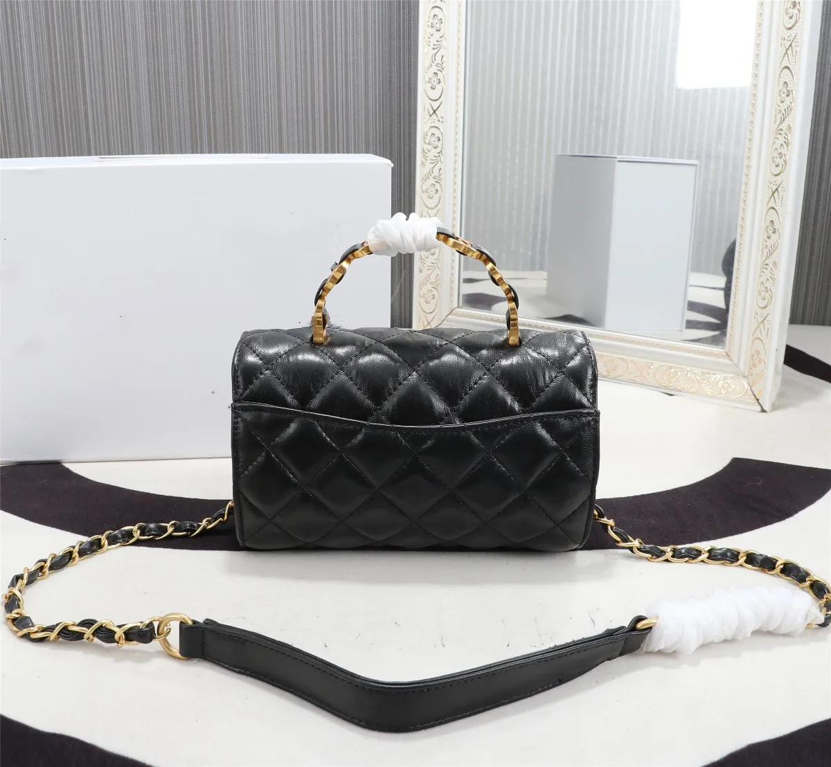 

Bag women 2021 new fashion leather rhombus chain bag feel super soft portable messenger shoulder all-match small fragrance bag w