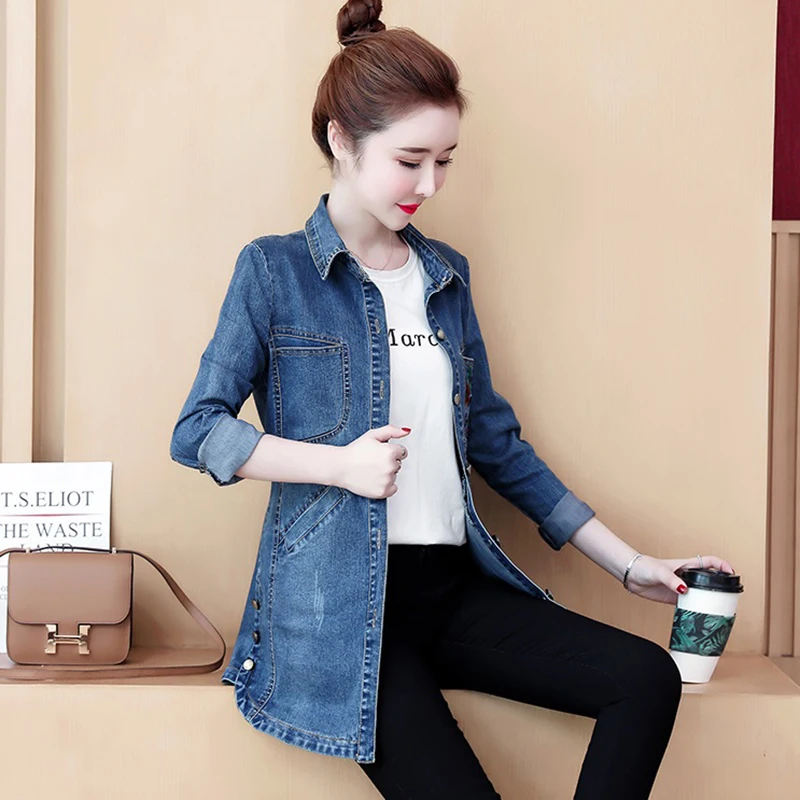 Куртка женская джинсовая с вышивкой большого размера весна-осень 2021