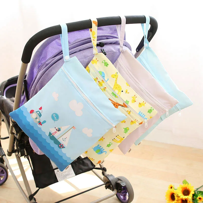 

Mommy Diaper Bag for Baby Reusable Cloth Nappy Wet Bag Infant Portable Waterproof Stroller Dry Pail Pocket 28*30cm
