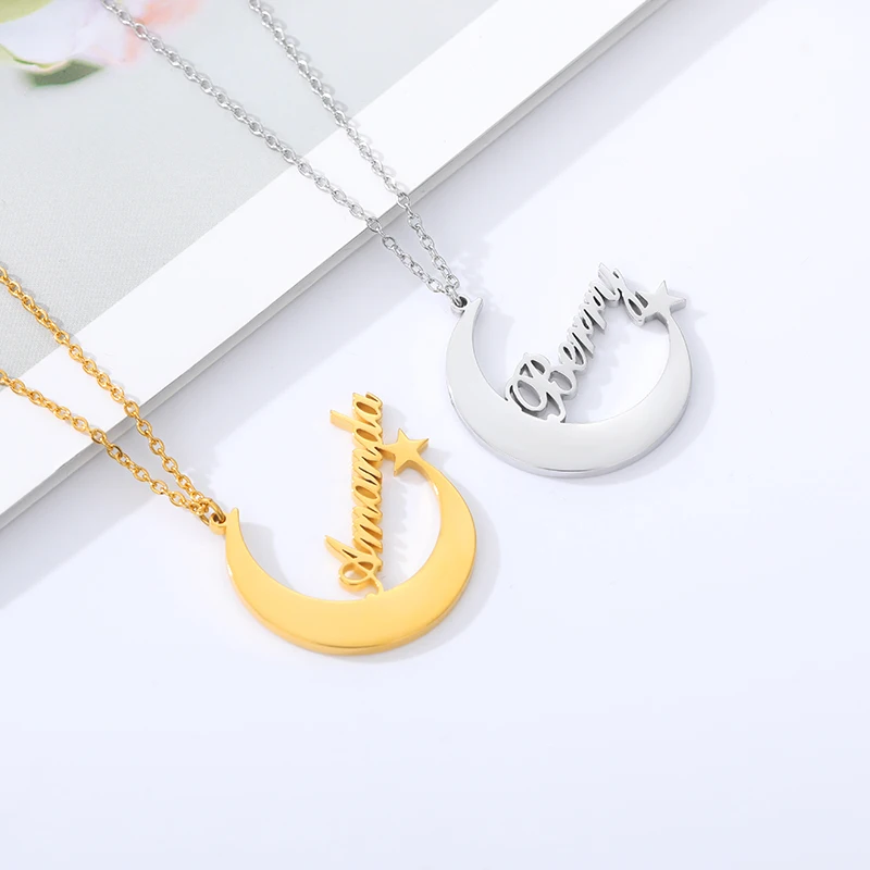 

Personalized Custom Name Necklace Christmas Gift To Girlfriend Moon&Star Charm Rose Gold Silver Color Pendant Jewelry For Women