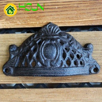 

Чугунная ручка для шкафа в форме короны стрекозы