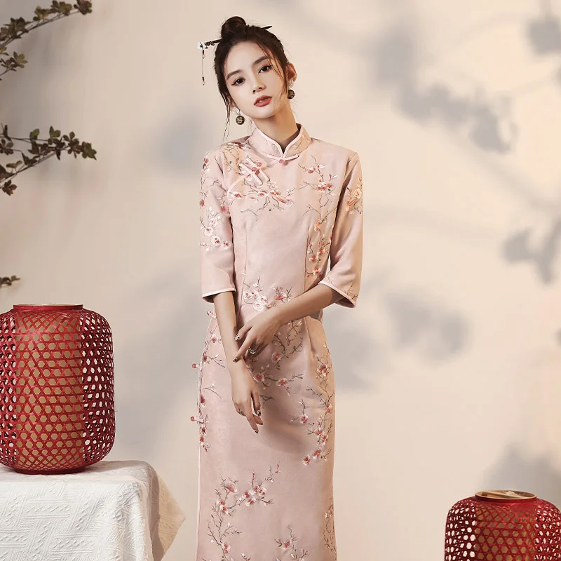 

Новое китайское модифицированное платье-Ципао на осень 2020 темпераментное тонкое длинное платье с длинным рукавом для молодых девушек
