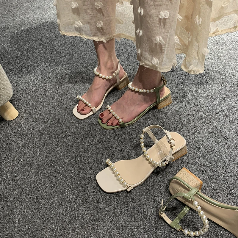 Женская обувь Сандалии Новинка 2019 года Летняя на толстом каблуке с открытым