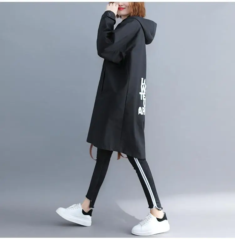 Большие размеры длинный плащ с капюшоном 5XL 6XL модное пальто с буквенным принтом ветровка повседневное пальто оверсайз для женщин одежда
