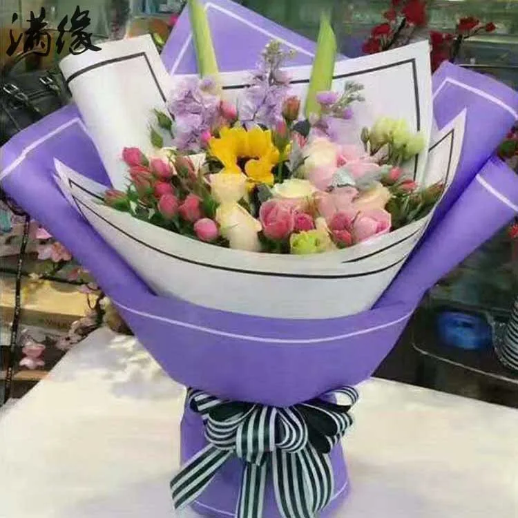 Упаковочные материалы для цветов оптом цветы оберточная бумага простая граница