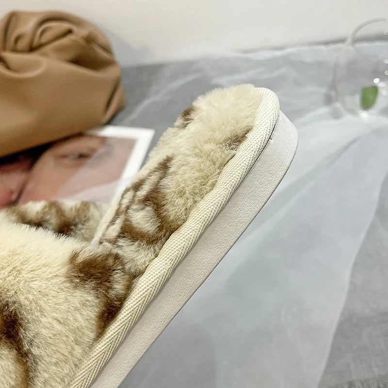 

Winter Women House Slippers Faux Fur Fashion Warm Shoes Woman Slip on Flats Female Slides Black Pink cozy home furry slippers