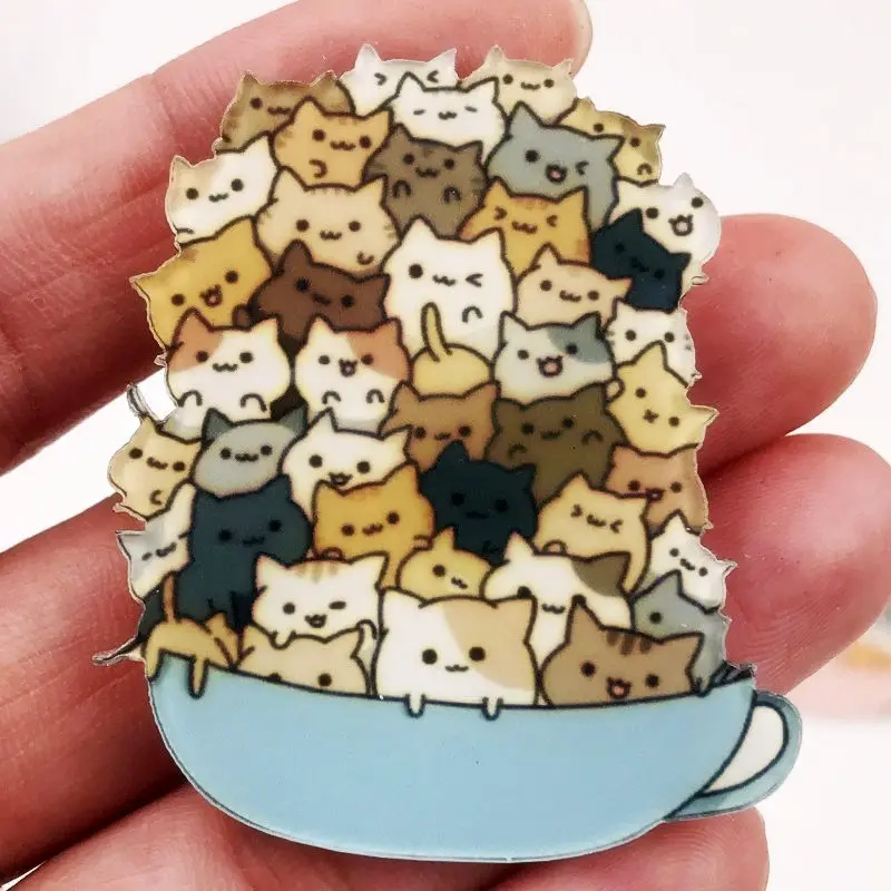 1Pcs Harajuku Cute Animal Cat Acrylic Brooch Clothes Badge Kids Backpack Icon Brooches Pins Women Accessories