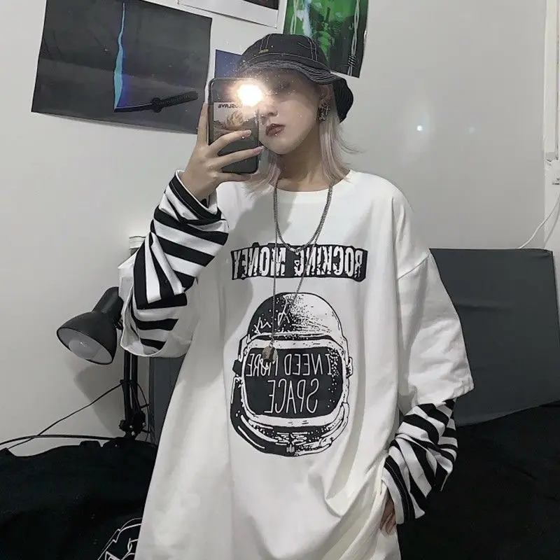

2021 New Long-sleeved Female Student Korean Version Loose Spring Fake Two-piece Tops Hip-hop Harajuku Style Trendy T-shirt Tees