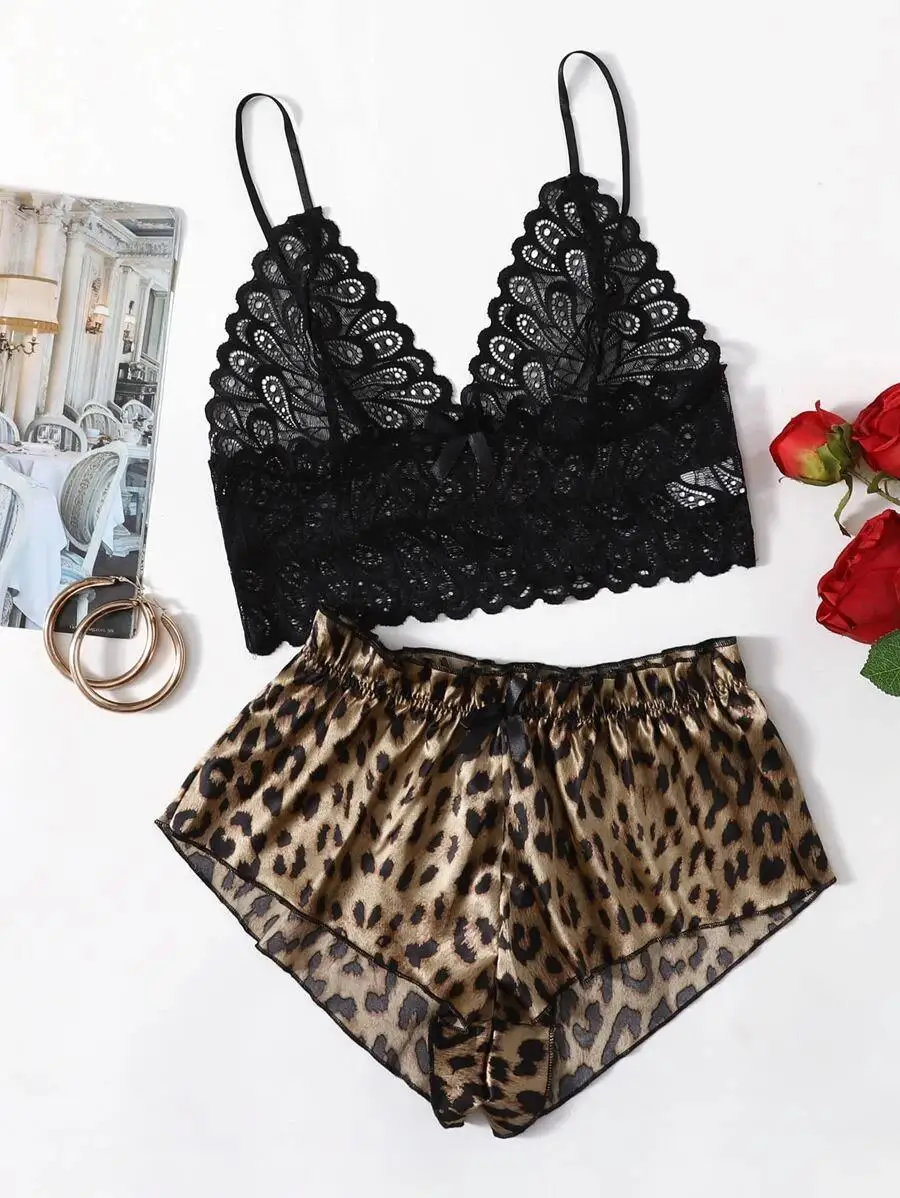

Leopard Satin Floral Lace Lingerie Set Leopard Print Deep V Sexy Women's Lace Sling Bra + Shorts Sexy Lingerie Home Service Set